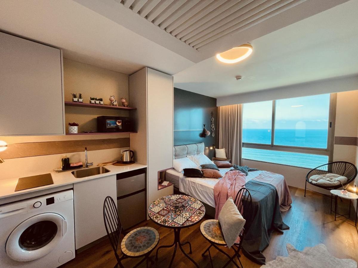 C Tower Apartments Netanja Exteriér fotografie